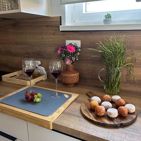 Apartments Come&Stay Punat Esterno foto