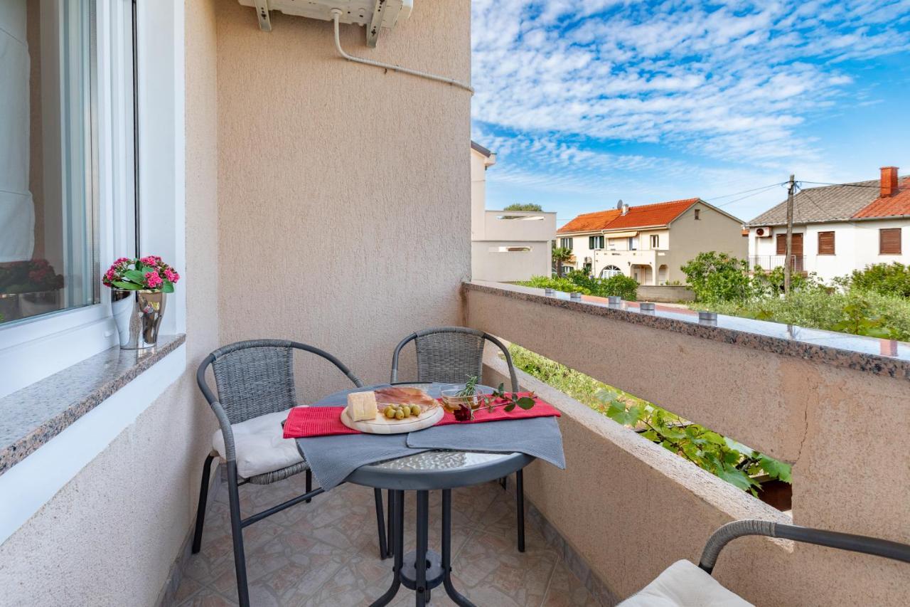 Apartments Come&Stay Punat Esterno foto