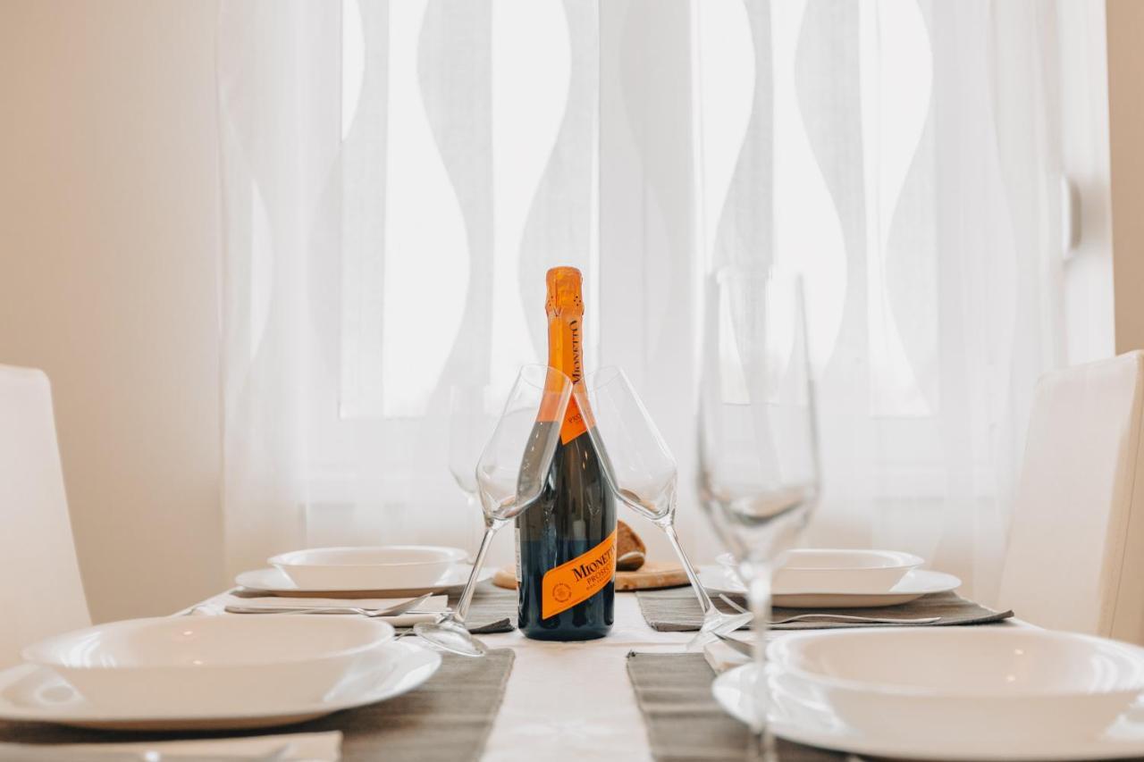 Apartments Come&Stay Punat Esterno foto
