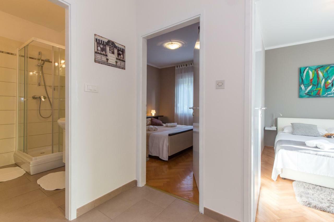 Apartments Come&Stay Punat Esterno foto